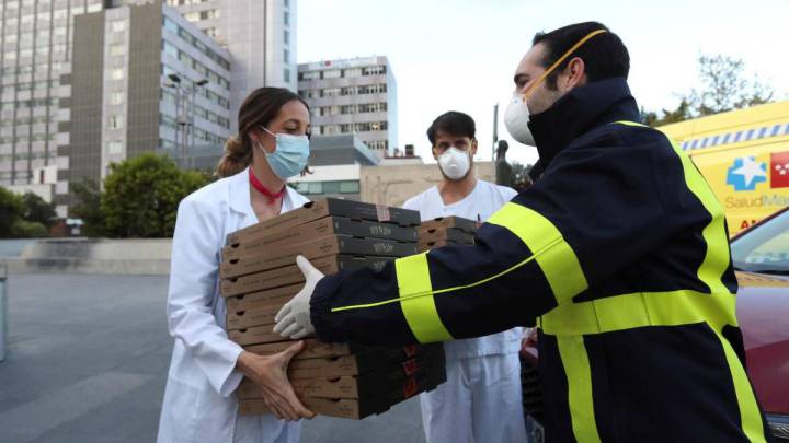 Italia suma 17,000 contagios y 141 muertos en un día de nuevos cierres