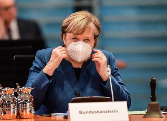 Alemania vuelve a imponer fuertes restricciones ante el repunte de COVID-19