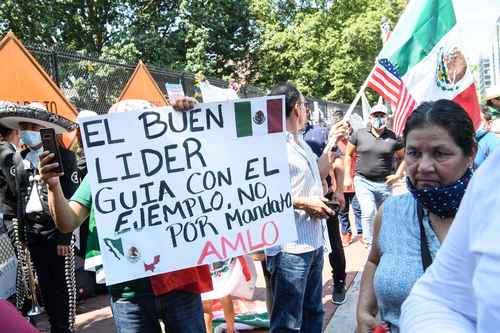 Denuncia organización migrante ataques de simpatizantes de Morena