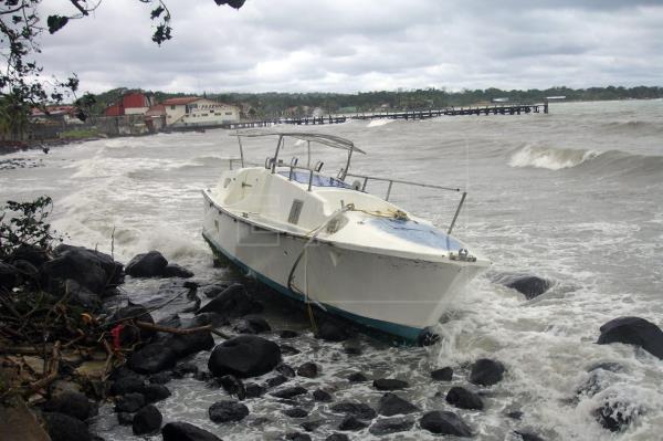 Nicaragua se alista para recibir impacto de Eta en categoría 2 