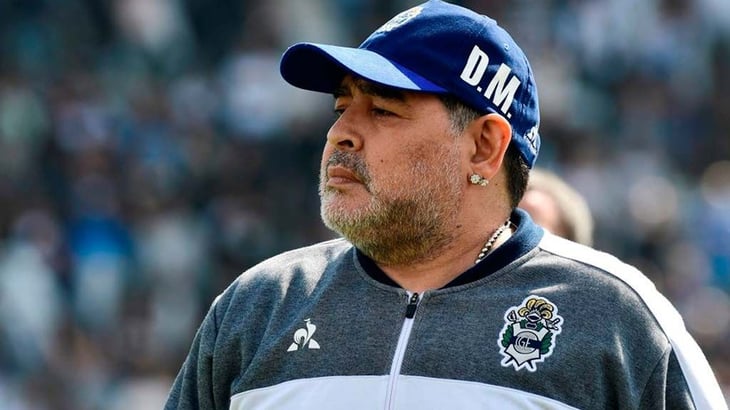 Maradona es trasladado a Buenos Aires para ser operado de la cabeza