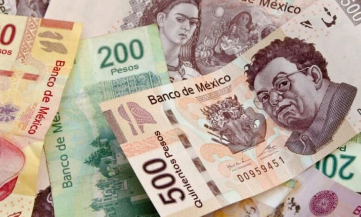 Sale con victoria el peso mexicano