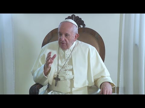 El papa pide que el progreso de la inteligencia artificial sea humano