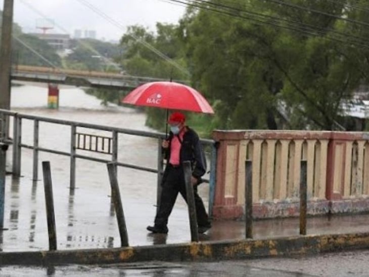 Cuba reactiva la alarma en su zona central por las intensas lluvias de Eta