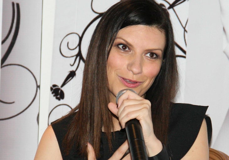 Cantar para filme de Loren mostró la luz a Laura Pausini