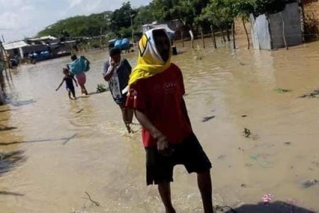 Inundaciones provocan una emergencia pública en Cartagena de Indias