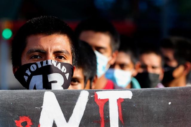 Protestarán por caso Ayotzinapa durante audiencia de Cienfuegos