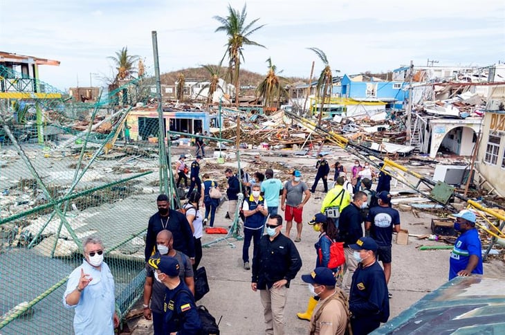 Gobierno colombiano declara situación de desastre en islas arrasadas por Iota