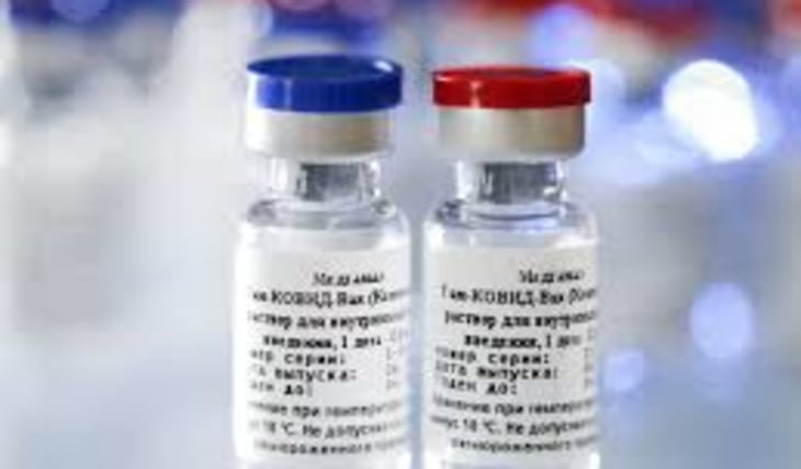 Hungría, primer país de la UE en probar el posible uso de la vacuna rusa