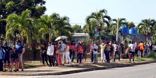 Cuba suma otros 21 contagios diarios de COVID-19 y acumula 7,725 casos