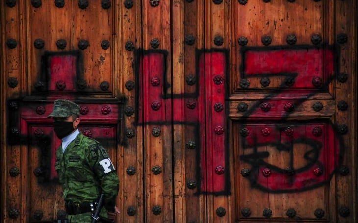 Juez federal dicta prisión a militar por la desaparición de los 43 de Ayotzinapa