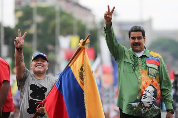 Maduro lamenta el fallecimiento de su 'hermano' Diego Maradona