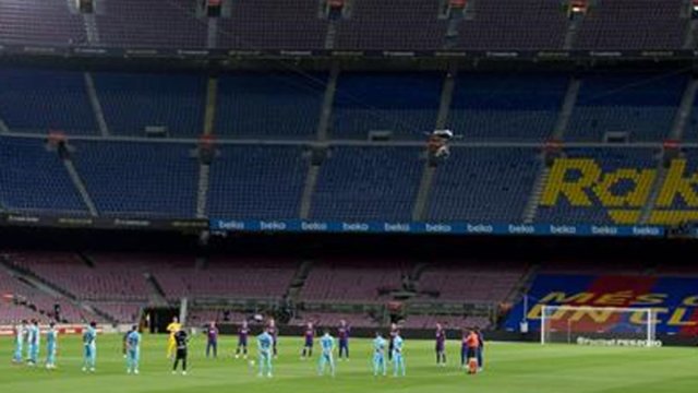 Un minuto de silencio en Champions y Liga Europa en homenaje a Maradona