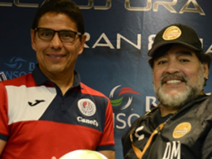 El mexicano Sosa confiesa orgullo porque le quitó dos títulos a Maradona