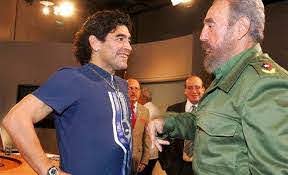 Fidel Castro y Hugo Chávez, los amigos de Maradona