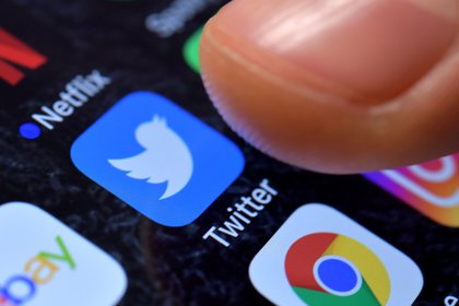 Twitter relanzará su política de verificación y otros clics tecnológicos