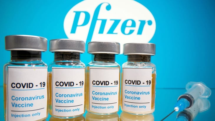 Farmacéutica Pfizer espera resolución de la FDA para distribuir vacuna COVID en México