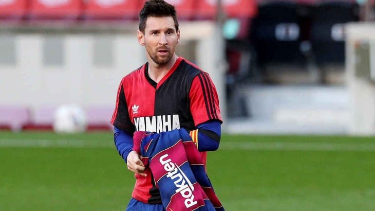 Competición amonesta y multa Messi por quitarse camiseta en homenaje Maradona