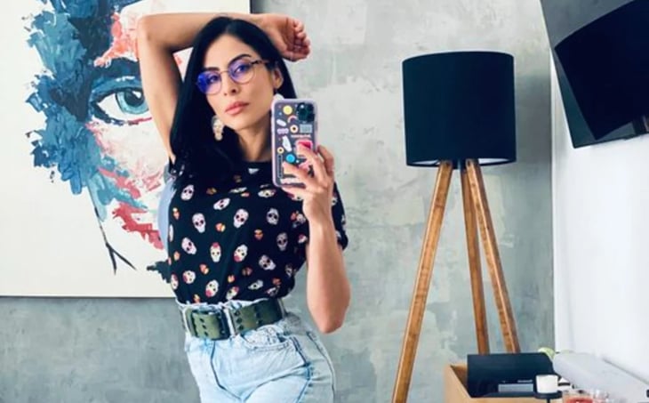 María León comparte foto en ropa interior en Instagram