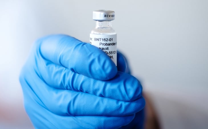 Pfizer recorta las dosis de la vacuna contra COVID-19 que espera fabricar en 2020