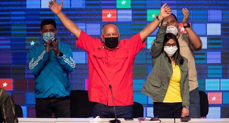 El chavismo dice que ganó las legislativas venezolanas