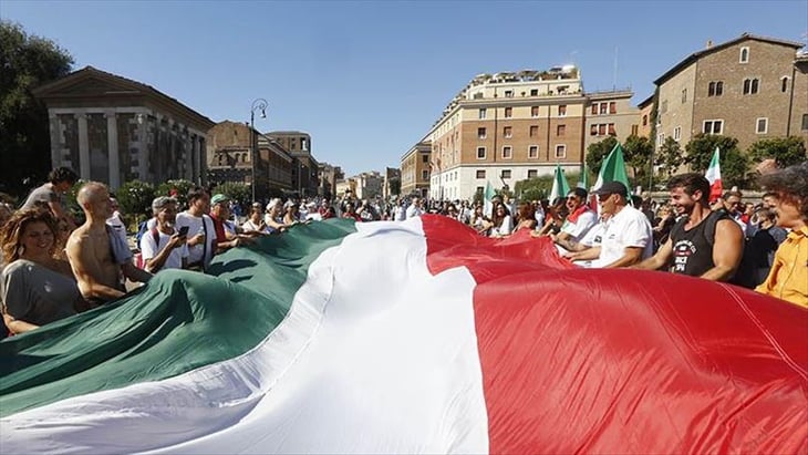 Italia registra casi 15,000 nuevos casos y 634 fallecidos por COVID-19