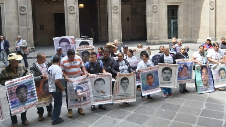 AMLO: Se reunirá con familiares de Ayotzinapa en Palacio Nacional