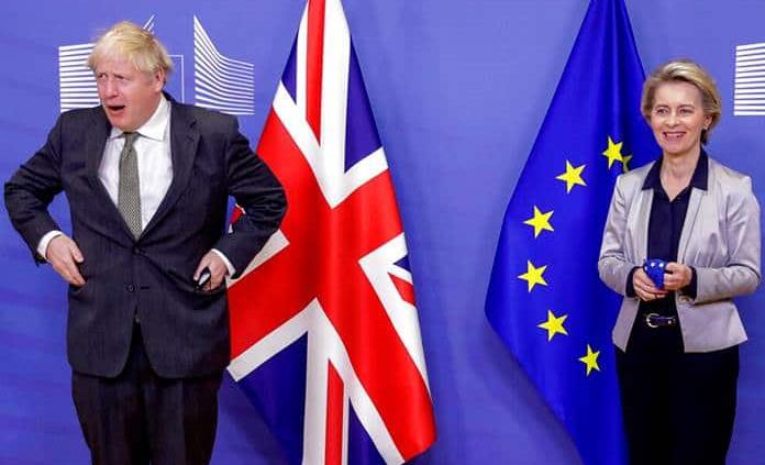 Johnson advierte que existe una 'gran posibilidad' de un Brexit sin acuerdo