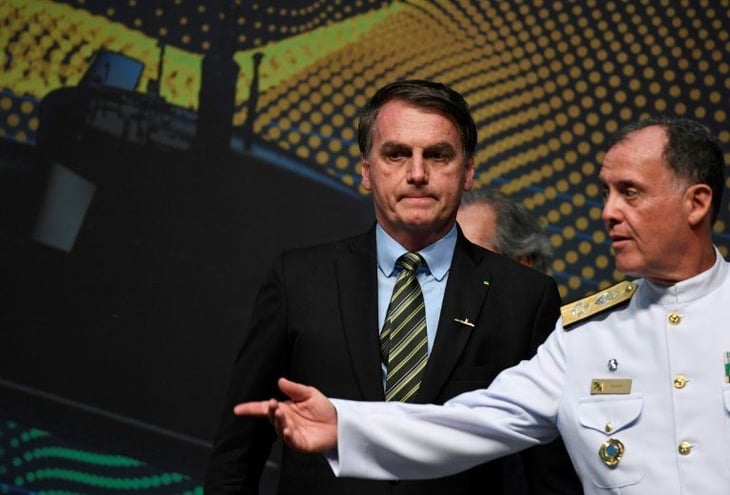 Bolsonaro encabeza botadura de otro submarino construido por Brasil y Francia
