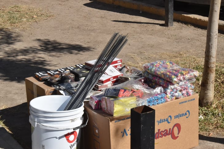Advierten cárcel para quienes vendan pirotecnia en Coahuila 
