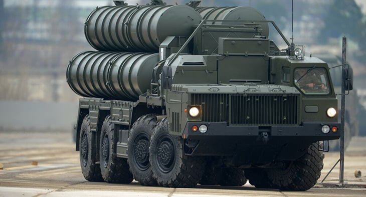 EU sanciona a Turquía por comprar el sistema antimisiles ruso