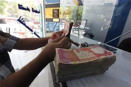 El valor del dinar iraquí cae casi un 9% 
