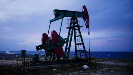 Precio de petróleo Bren sube un 0.76%