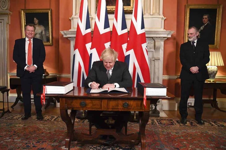 La UE y el Reino Unido rubrican los términos de su futura relación posbrexit