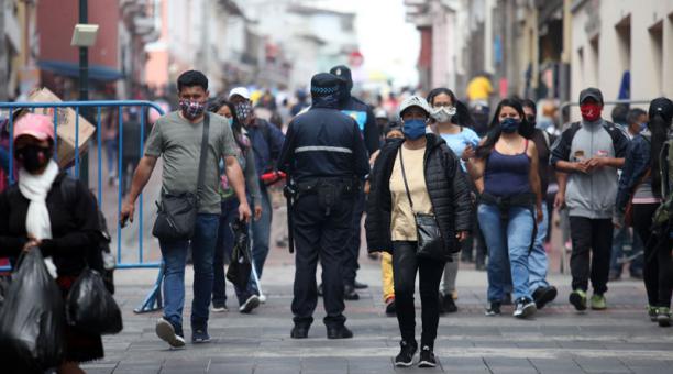 Ecuador finalizó el año 2020 con 212,512 casos de contagio por COVID-19