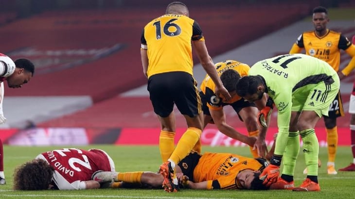 Raúl Jiménez regresa a entrenar con los Wolves tras fractura de cráneo