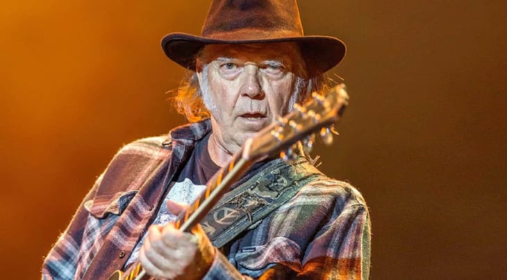 Neil Young vende la mitad de sus derechos sobre su catálogo musical