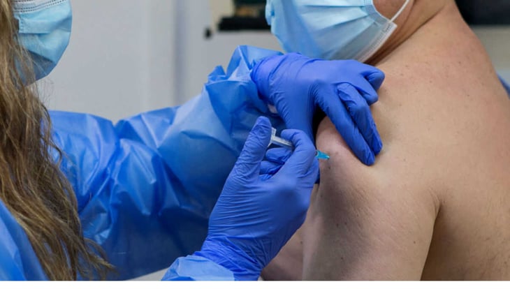 Investigan muerte de médico de Miami que recibió vacuna contra el coronavirus
