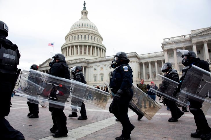 Muere policía del Capitolio debido al asalto al Congreso de EU, según CNN