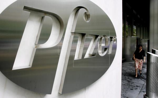 Perú no ha cerrado un acuerdo con Pfizer por 'motivos importantes'