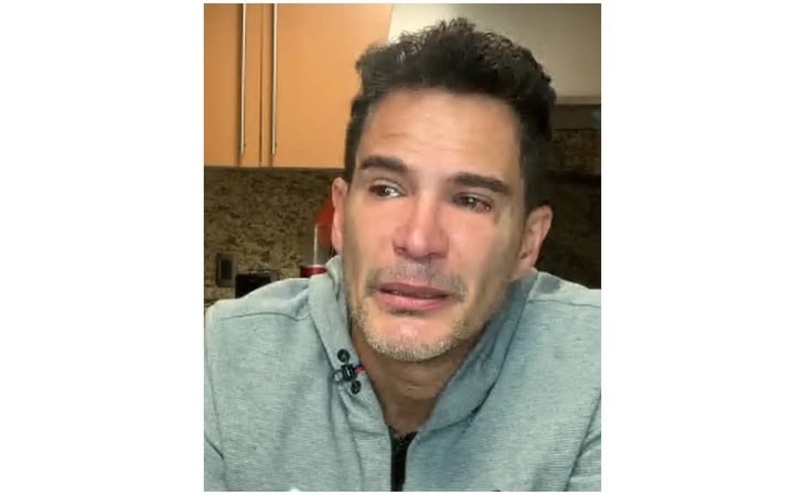 Julio Camejo llora la muerte de su madre y honra su grandeza