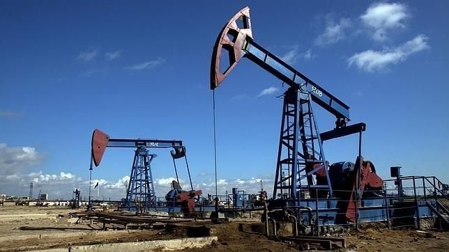 El petróleo Brent baja un 2.27%
