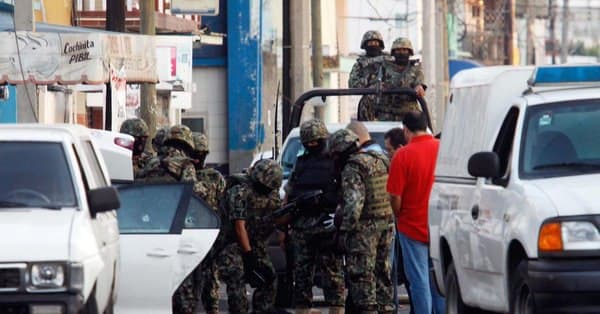 Rescatan a seis víctimas de secuestro tras tiroteo en Veracruz
