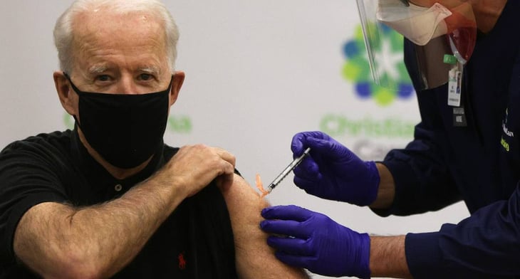 Biden, con más de 25 millones de casos en EU, intenta apurar vacunación