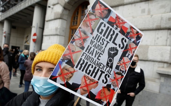 Protestas en Polonia contra la inminente prohibición casi total del aborto
