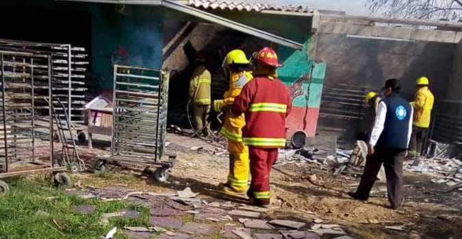 Explosión en taller de pirotecnia deja una persona muerta en Tultepec