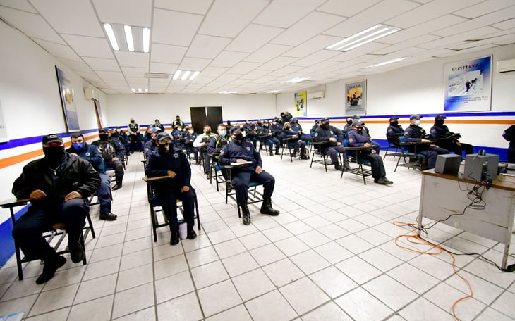 Imparten cursos a policías sobre la equidad de género