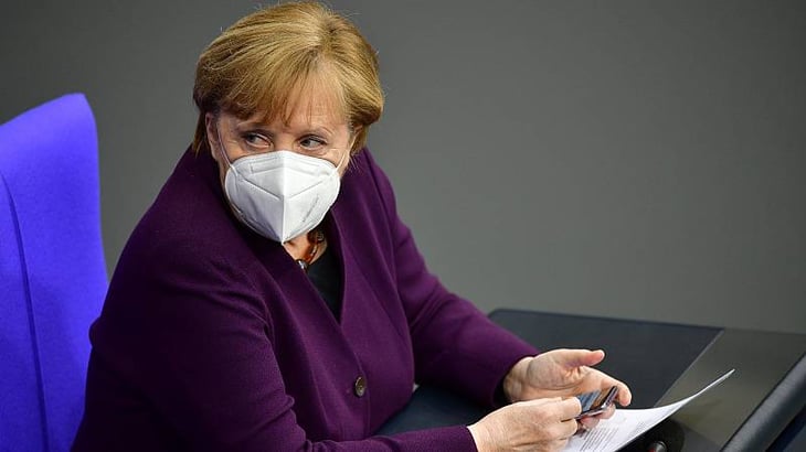 OMS y Alemania reflejan en Davos las tensiones por el reparto de las vacunas