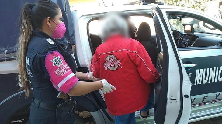 Rescatan a mujer de 80 años encerrada en Ecatepec