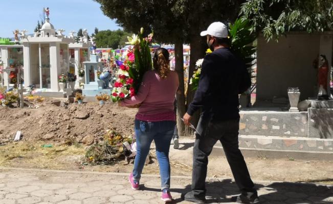 Reforzarán restricciones de movilidad en cementerios de SLP